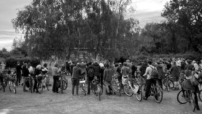 Durch den unbekannten Leipziger Süden! – Poetry-Radtour mit der Lesebühne Schkeuditzer Kreuz nach Markkleeberg