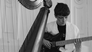 Cerys Hafana – Angel