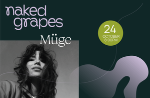 Naked Grapes with Müge