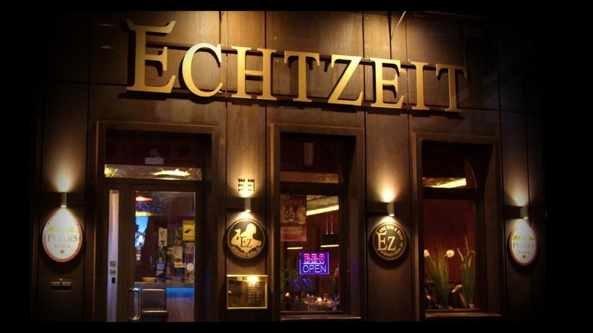 Echtzeit Burlesque Sonntag