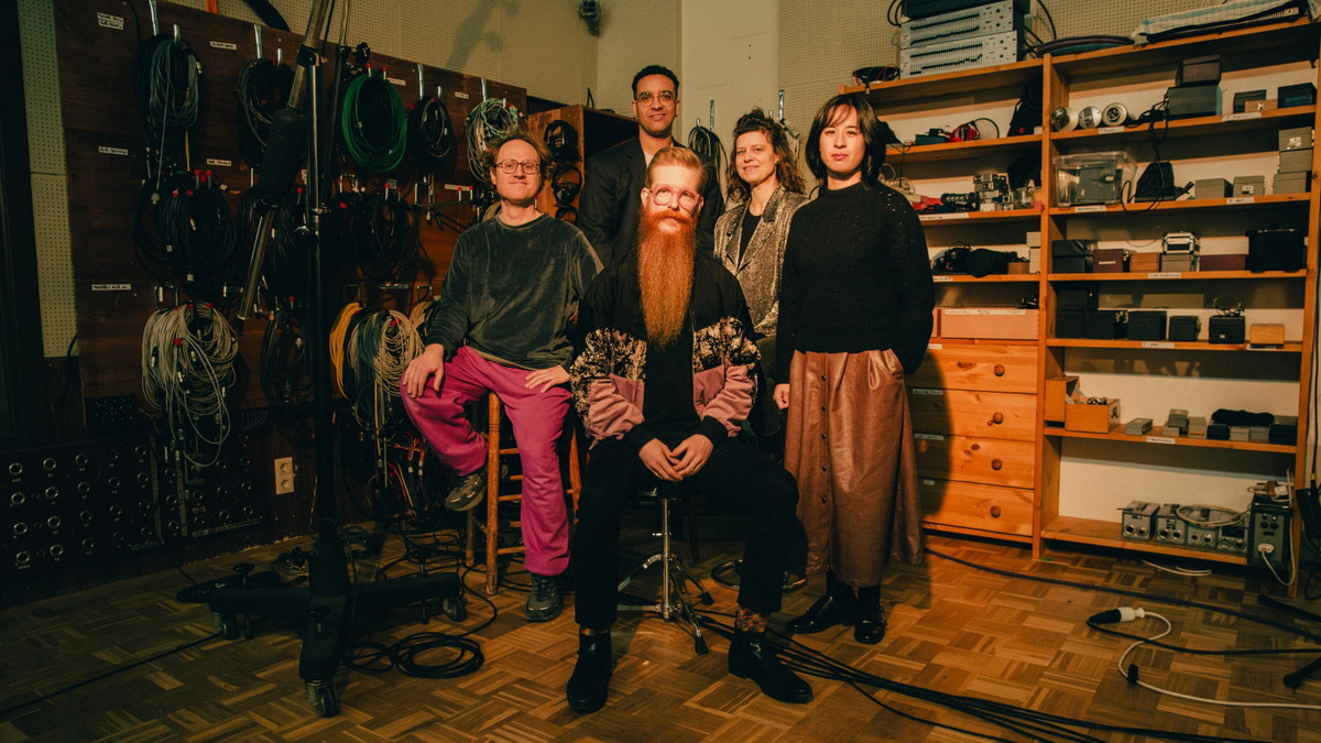 Titelbild der Veranstaltung PULSE & Tilo Weber: RAINBOWS (Album-Release)