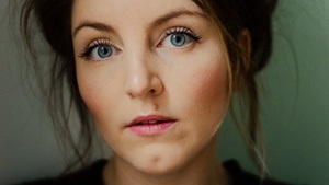 Literarischer Sommer: Lize Spit liest aus "Autobiographie meines Körpers"