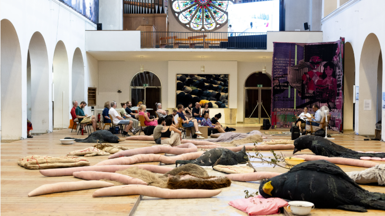 Titelbild der Veranstaltung Open Walks auf englisch in der Kunstkirche Christ-König, Bochum