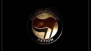 Antifa - Schulter an Schulter, wo der Staat versagte