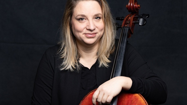 Katrin Geelvink - "Träum weiter…!" Chansons, Musikkabarett und Mikrodramen
