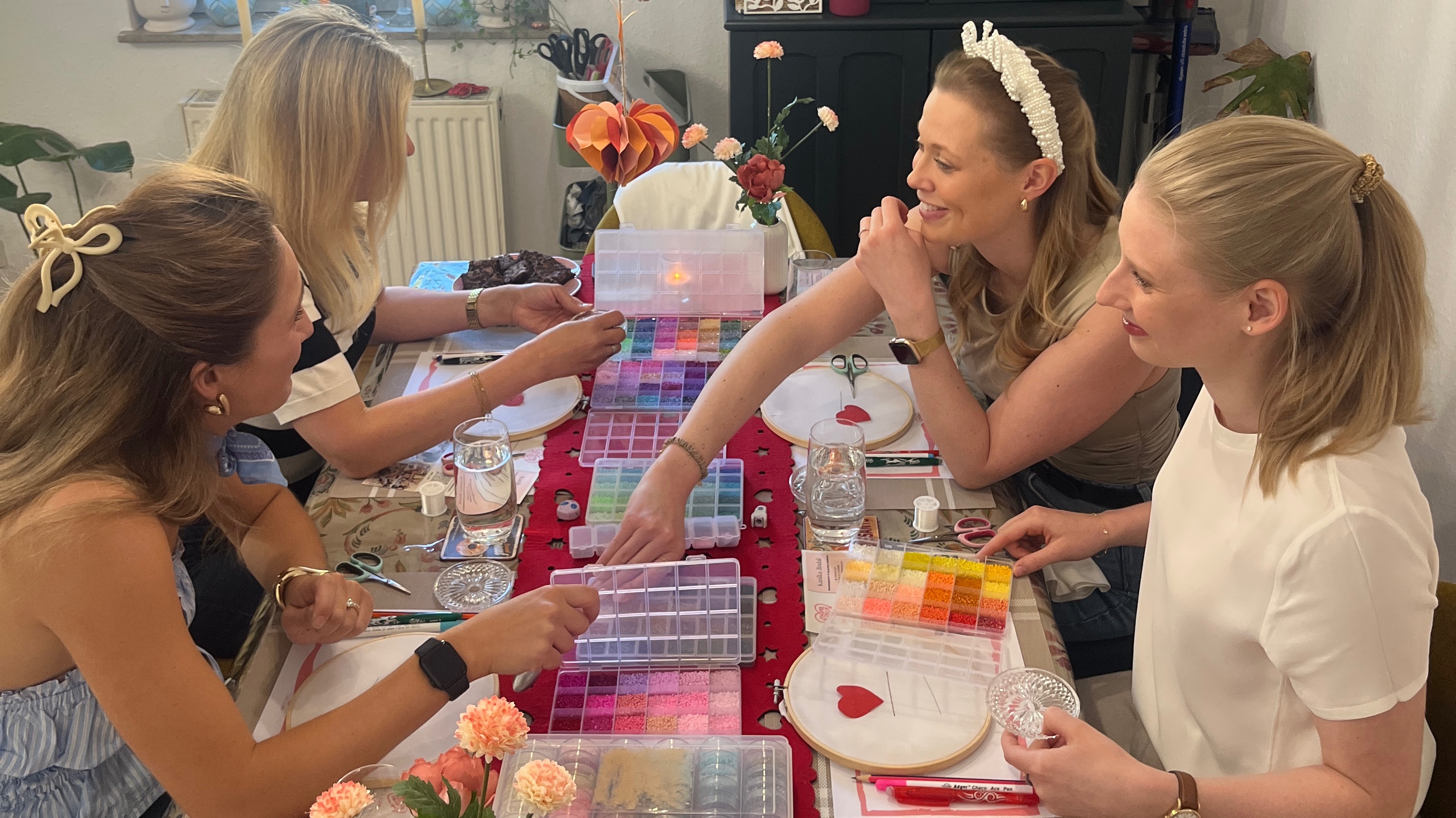 SIP & STICK- Perlen-Stickerei Workshop In Frankfurt
