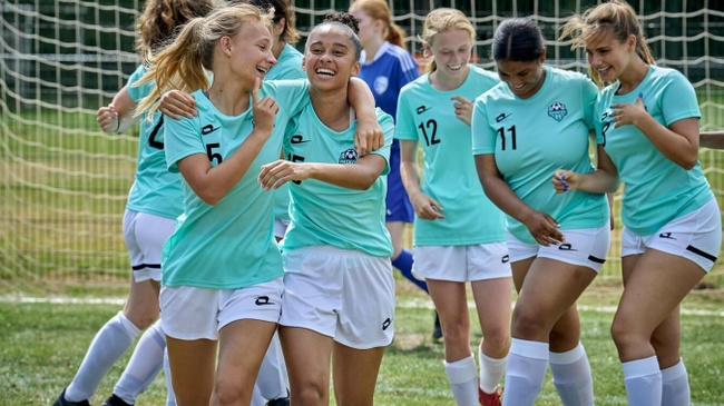 Großes Kinderkino: Lioness - Die Löwin