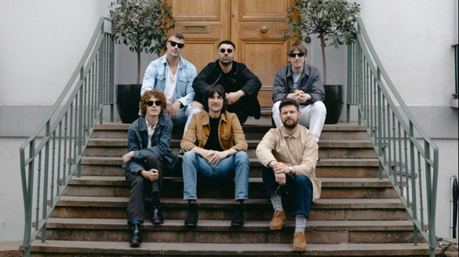 YOUNG REBEL SET