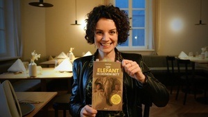 Buchvernissage "Der Elefant in deinem Bett" mit Sonja Ruess