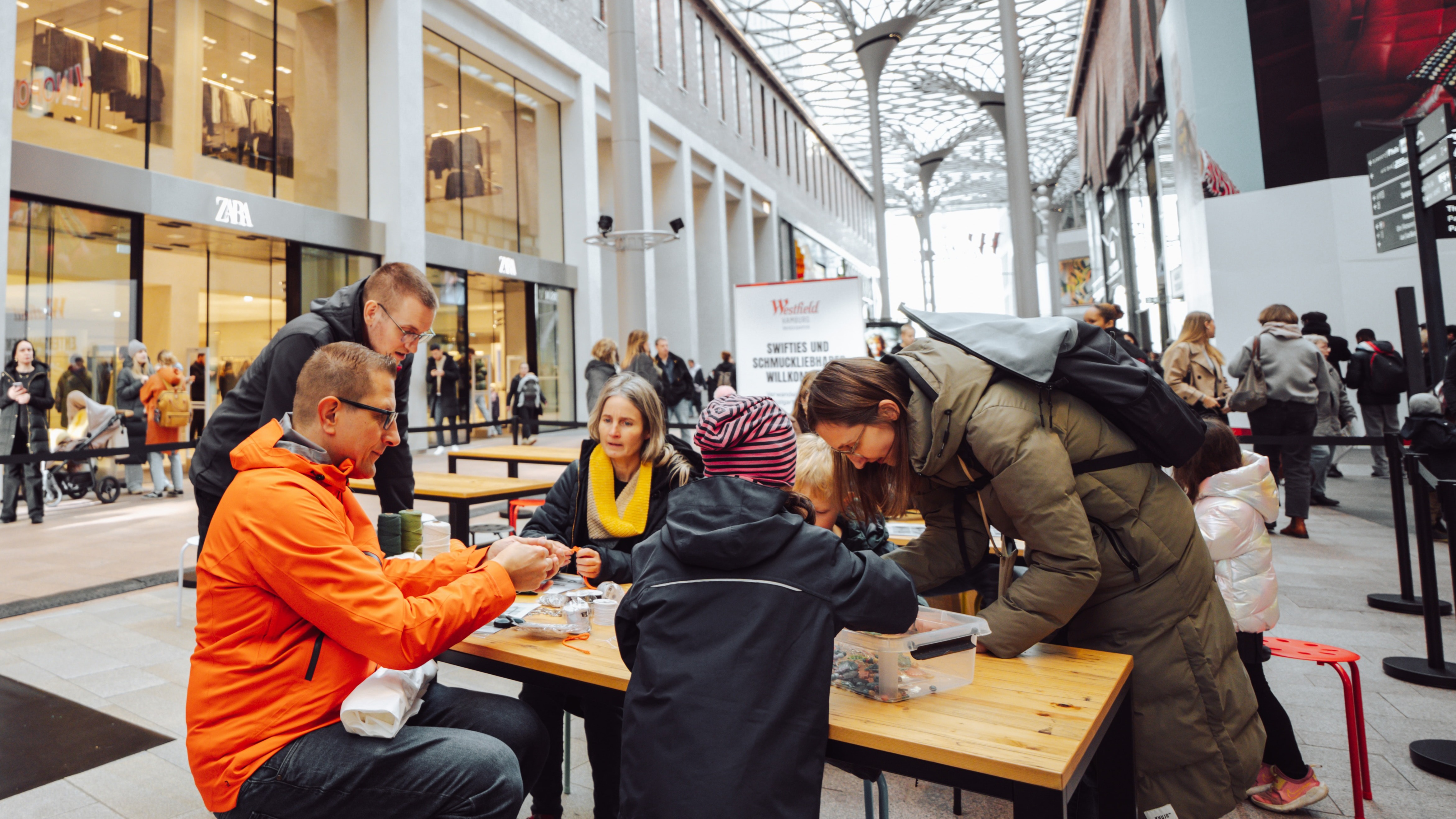 Kreativ, sportlich, digital: Verkaufsoffener Sonntag am 27. September im Westfield Hamburg-Überseequartier