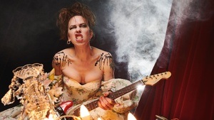 EMMA FRANKLAND No Apologies