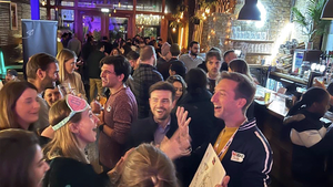 WeBar - Afterwork Drinks, neue Leute & gute Laune 🍻🌞