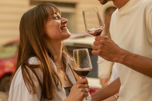 Wine Dating GEN X - Wine Tasting & Gruppen-Speed Dating Event! (44-56 J.)