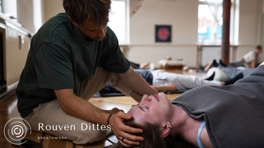 Die Kraft des Atems – Breathwork in der Gruppe