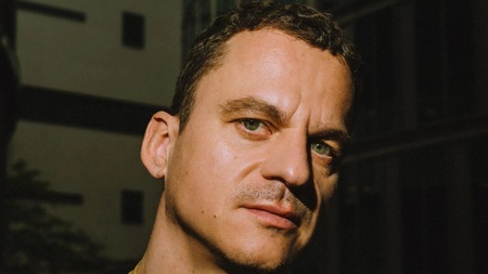 Christian Huber – Solange ein Streichholz brennt