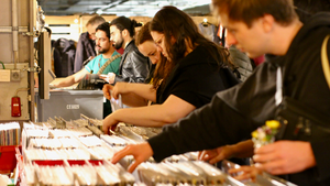 Waxsafari x Midnightbazar Nachtflohmarkt