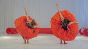 TanztheaterMobil | Wovon Raupen träumen  3+