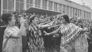 Winds of Change: Women’s Stories from Central Asia Destination: Tashkent (Kurzfilmreihe)