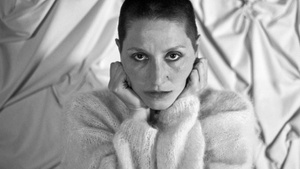 CATE LE BON