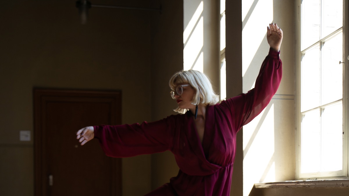 PHRE Festival: Mary Ocher + Ivo Dimchev