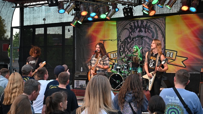 Spirit Detective live