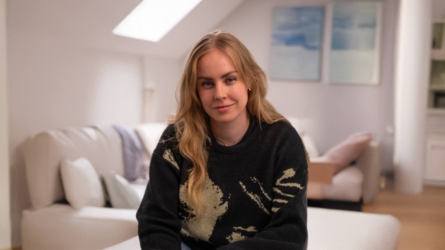 Clara Lösel | AUSVERKAUFT