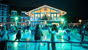 Monheimer Sternenzauber Eislaufbahn