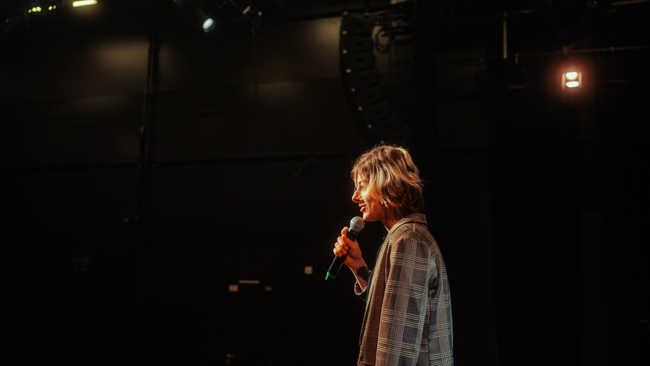 148. Poetry Slam - Dichtung aus dem/für das Publikum