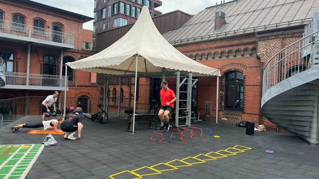 SportsClock mit PRIME TIME fitness