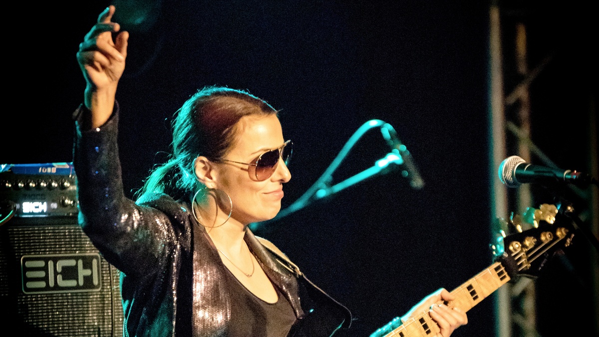 Ida Nielsen \u0026 the Funkbots