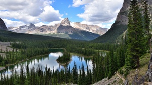 Zwei Sommer in den Rockies - Mutter und Tochter erwandern Kanadas Wildnis - von Verena Schmidt