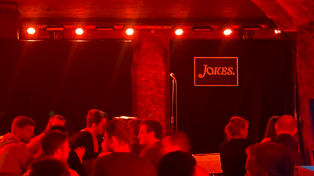 JOKES. STAND-UP-COMEDY OPEN MIC in der NOCHTWACHE