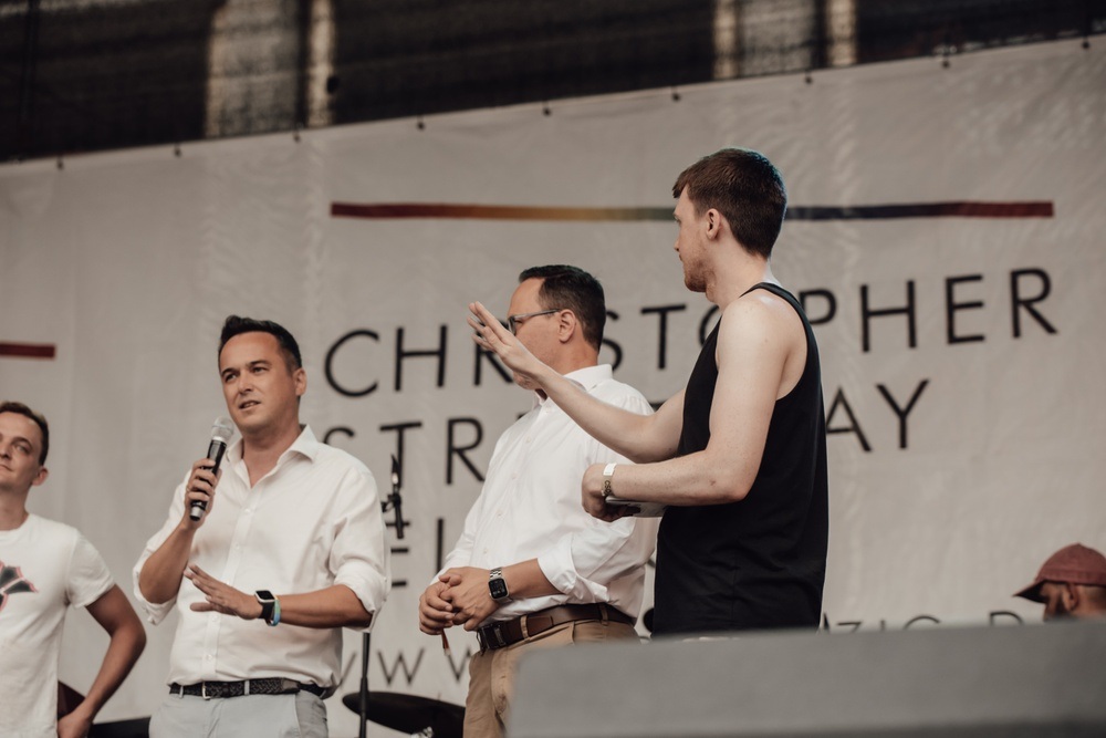 Warm-up mit politischem Talk und Musik am Vorabend des CSD