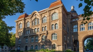 Dreh Dich! – Ein bewegtes Konzert für Jung und Alt im Rahmen der Ausstellung „Mit eigener Stimme. 75 Jahre Zentralrat der Juden in Deutschland“