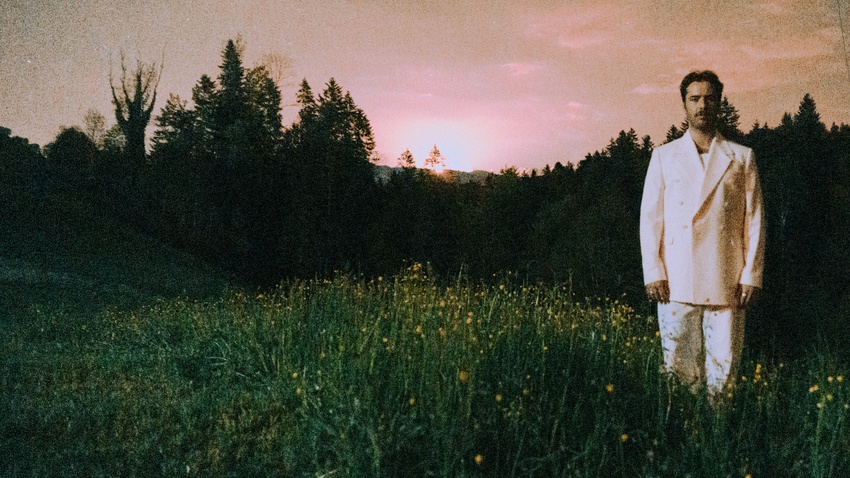 Benjamin Amaru /// NOSTALGIA 9052 Tour