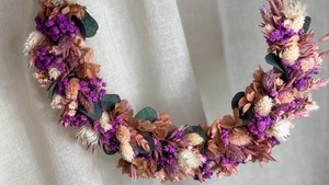 Flower Loop Workshop aus Trockenblumen in München Schwabing