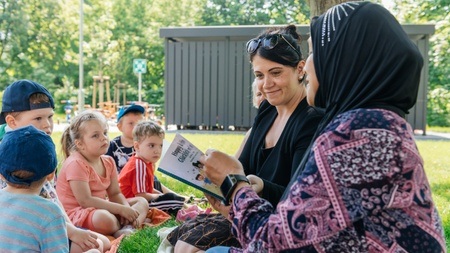 Lesen im Park: Natur- und Tiergeschichten - Bücherfahrrad und Geschichtenpicknick