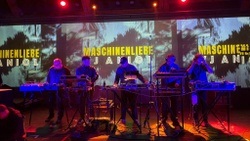 MASCHINENLIEBE