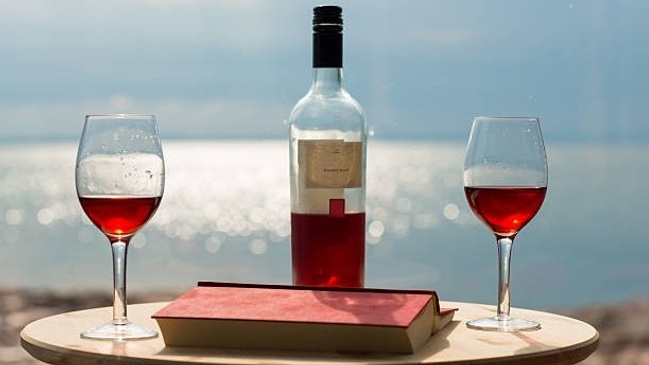 WEINGUT-LESBAR - Sommer, Bücher & Wein