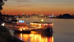 Rhein Roxy