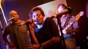 THE FABULOUS BAR BOBU HAUSBAND - 2 nights only