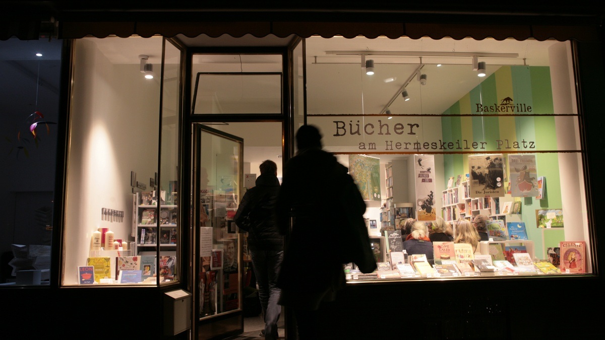 Baskerville Bücher am Hermeskeiler Platz