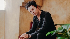 Ashton Nyte: Acoustic Concert
