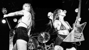 THE RUMOURS + support: JOHNNY BRAVO EXPERIENCE