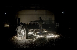 FREQUENZ-FESTIVAL // Bild-Ton-Symbiosen: Zwischen Erinnertem und Vergessenem. Live-Zuspiel zum Film von Gor Margayan mit Ilia Viazov, Sven Lütgen und Leonid Kharlamov (ca. 45 Min)