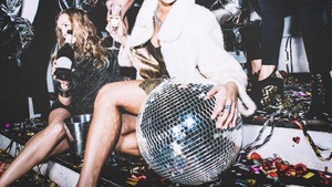 ISRAMANI – Silvester Edition