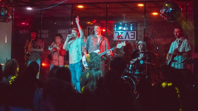 Stranieri Tour - twiceasmad in Wien | Support: Puff