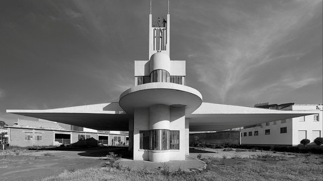 bau1haus. Die Moderne von Essen bis Asmara. Fotografien von Jean Molitor