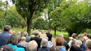 Führung durch den historischen Stadtgarten