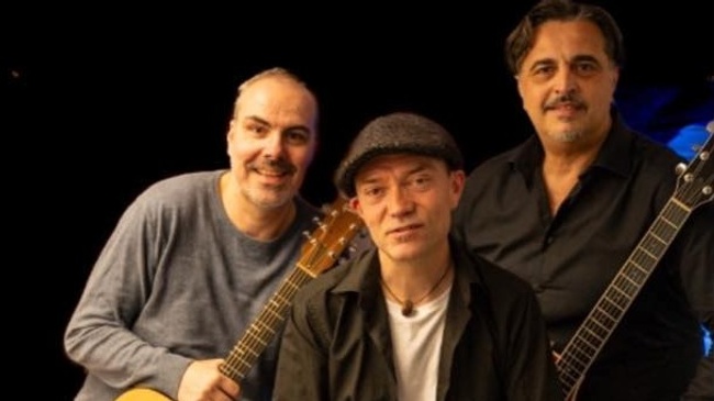 Live Musik mit der Band Solidate